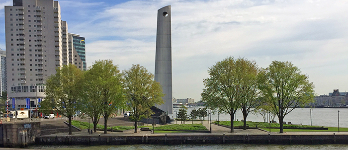 1940-1945-WWII-memorial-monument-for-merchant-marines-in-Rotterdam