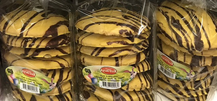 Paas Eierkoeken – large, cake-like Dutch egg cookies