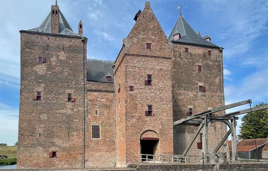 10 Best Dutch Castles - Slot Loevestein