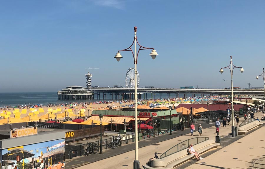The Hague fun facts - Scheveningen beach and De Pier